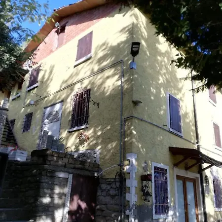 Kamp alanı Ca'del Grillo Castel del Rio